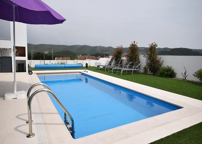 Nazare For Surfing * Famalicao