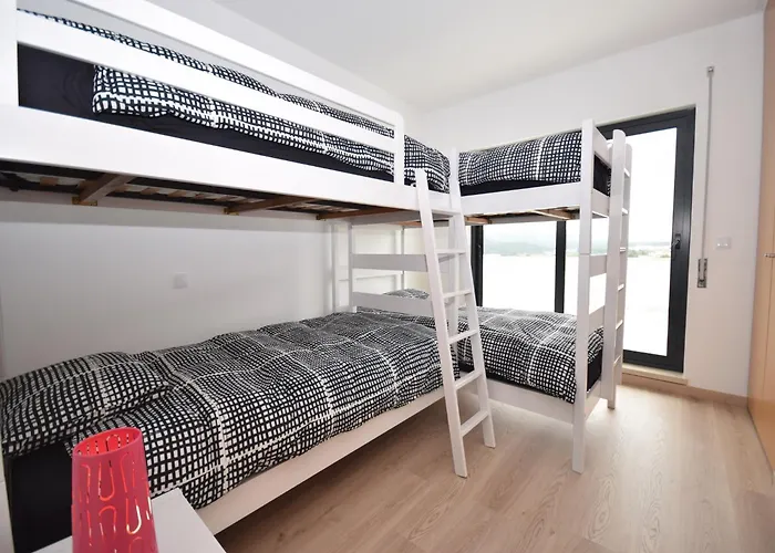 Дом отдыха Nazare For Surfing *